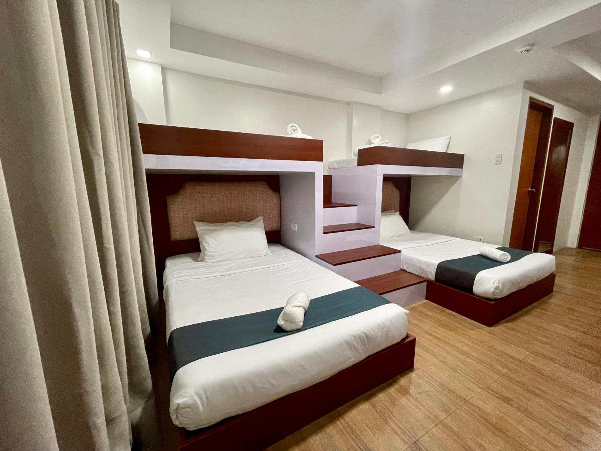 Staycation Hotel San Jose  Luaran gambar