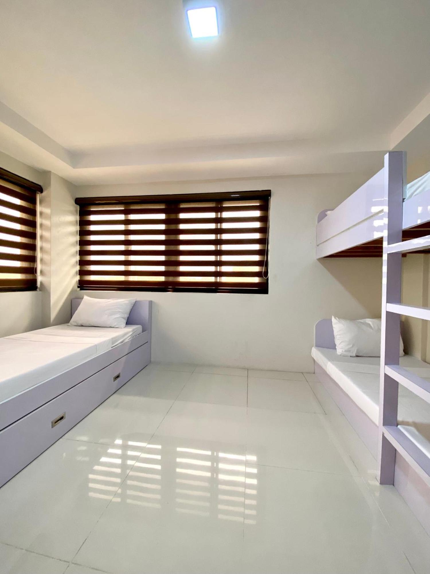 Staycation Hotel San Jose  Luaran gambar
